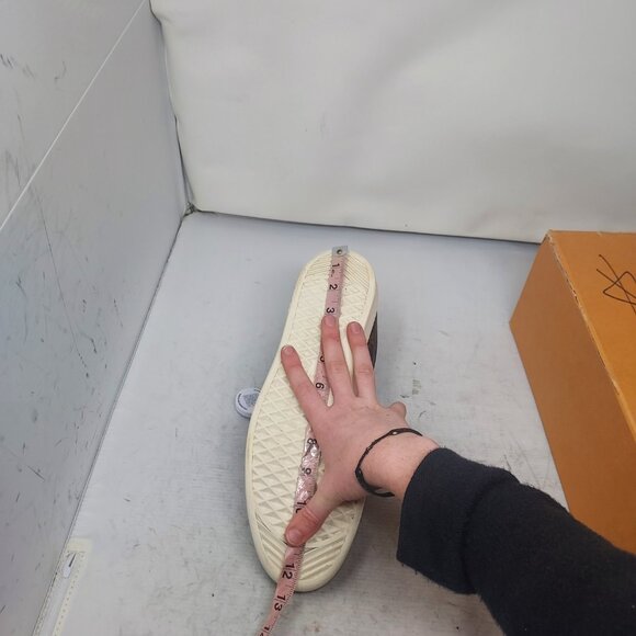 Louis Vuitton MENS Low Top Luxembourg LV Monogram Brown Sneaker - Picture 7 of 10